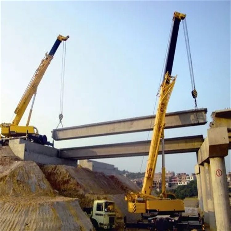 杭州临安小型吊车出租